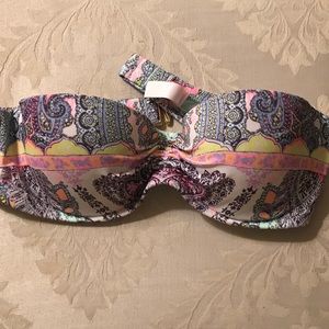 Victoria’s Secret Bathing Suit Top size 32A